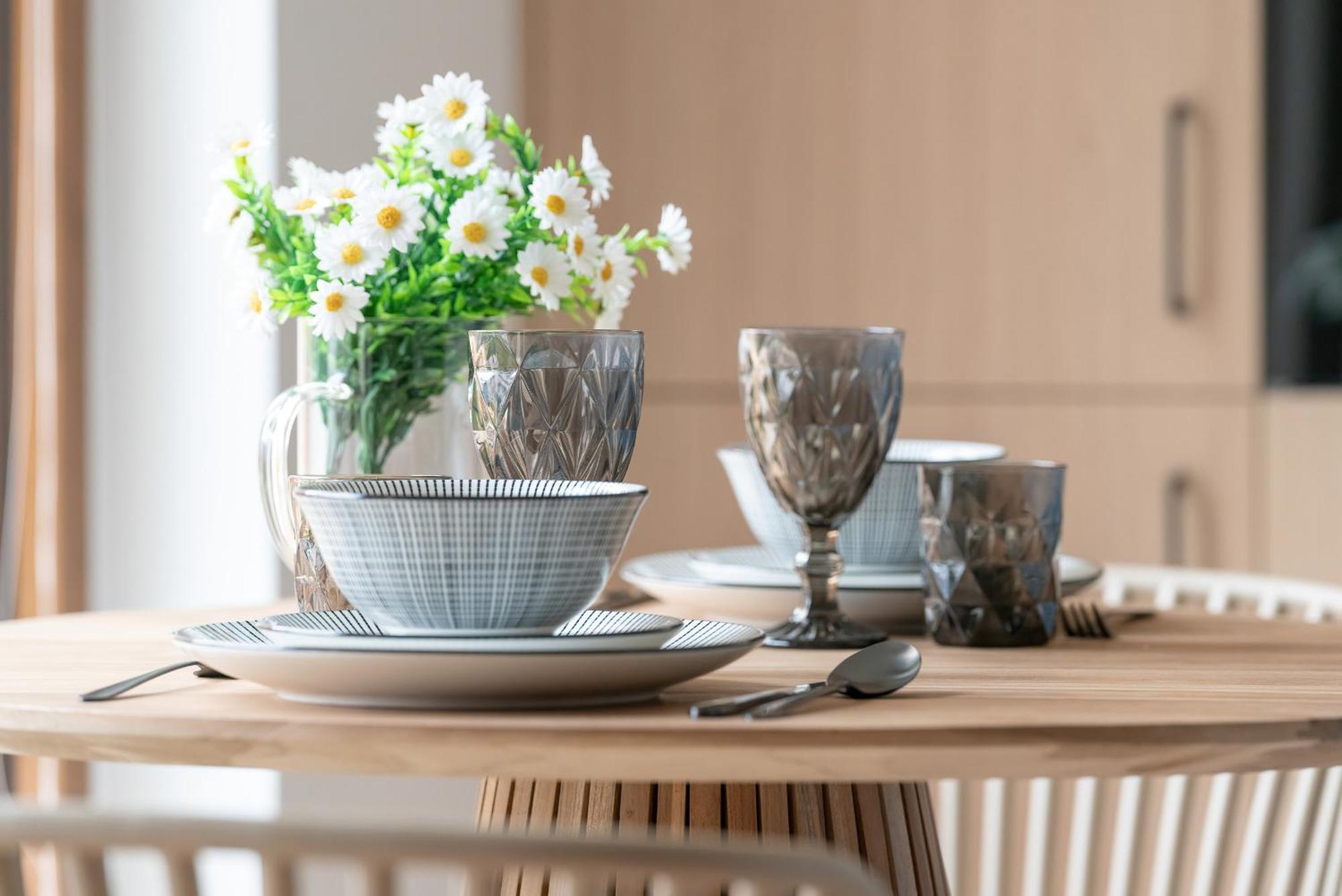 Pastel Blue Grunwald With Garden & Parking By Renters *